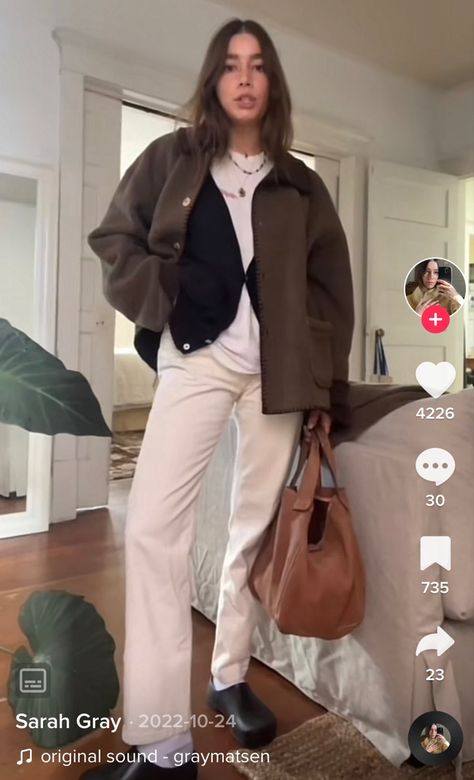 White jeans, brown wool jacket, white tee, black super birkis Birkis Clogs Outfit, Birkenstock Super Birki Outfit, Brown Boston Clogs Outfit, Brown Wool Jacket Outfit, Super Birki Outfit, Super Birki Clog Outfit, Brown Birkenstock Outfit, Super Birki Clog, White Jeans Outfit Winter