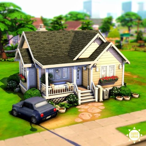 Sims 4 Houses Bungalow, Small Sims 4 Family Home, Sims 4 Houses Starter Home, Cute Bungalow Homes, Willow Creek Starter House, Sims 4 Willow Creek Small House, Starter House Layout Bloxburg, 1 Story Sims House Layout, Sims 4 Small Starter Home