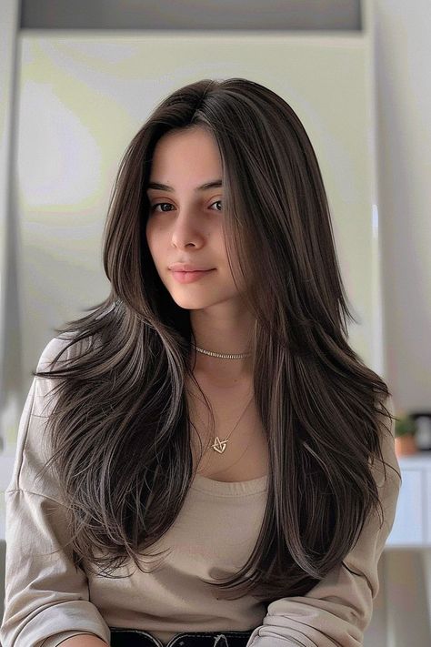 22 Elegant Straight Hair Haircuts with Lengthy Layers for Timeless Magnificence- #Beauty #Elegant #Hair #Haircuts #Layers #long #straight #Timeless Check more at https://howcandothis.com/hairstyleideas/22-elegant-straight-hair-haircuts-with-lengthy-layers-for-timeless-magnificence/ Long Thick Hair Styles For Women, Teen Girl Layered Haircuts, Long Hairstyles Cuts Haircuts, Latina Haircut Long, Hair Cuts For Long Hair Length Straight, Hair Cut Ideas For Girls Teens Long, Haïr Cut Long Hair Straight, Medium Haircuts For Women Layers, Long Brown Haircut