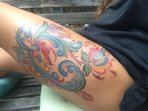 Rosemaling tattoo, Norwegian, Heritage, Art, Norsk, Thigh, Rosemal Tattoo, Rosemaling Tattoo, Norwegian Tattoo, Norway Tattoo, Classy Tattoos For Women, Skin Palette, Norwegian Heritage, Scandinavian Tattoo, Heritage Art