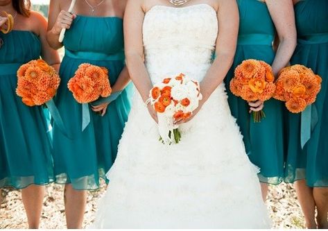 A beautiful orange and turquoise wedding. Teal Wedding Colors, Teal Bridesmaid, Wedding Color Combinations, Teal Bridesmaid Dresses, Beach Wedding Bridesmaids, Beach Bridesmaid Dresses, Beach Wedding Colors, Wedding Themes Summer, Blue Wedding Bouquet