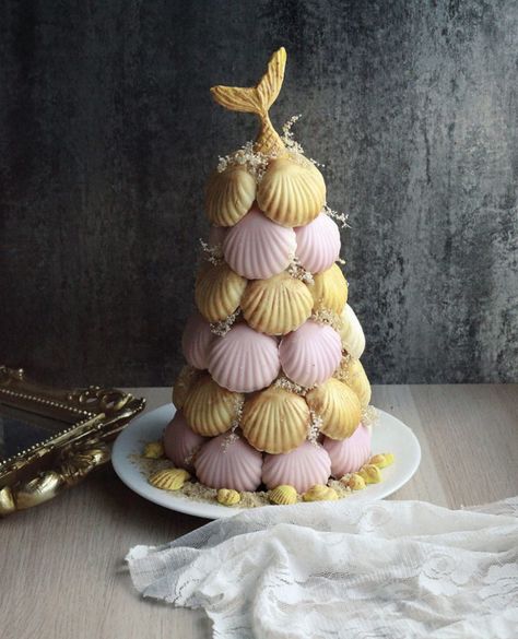 Madeleine Tower, Madeline Cookies Recipe, Madeleine Cake, Madeline Cookies, Madeleine Recipe, Food Bouquet, Special Occasion Cakes, Buffet Food, Baking And Pastry