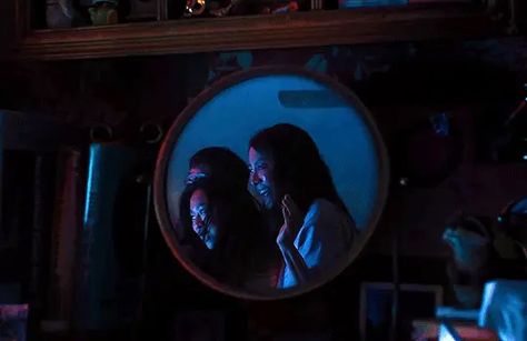 A24 Movie Stills, Eeaao Stills, Everything Everywhere All At Once Screencap, Indie Film Cinematography, Iconic Film Stills, A24 Cinematography, Eeaao Poster, Film Stills Cinematography Scene, Film Stills Aesthetic