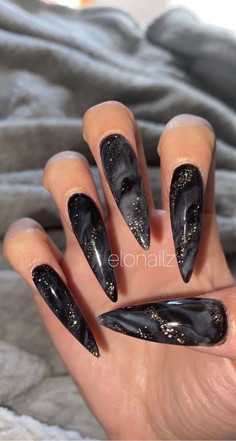 Gothic Bride Nails, Dark Grunge Nails, Amethyst Nail Art, Elegant Black Nail Designs, Wine Nails Designs Ideas, Translucent Black Nails, Dark Black Nails, Witchy Nails Stiletto, Goth Nails Black