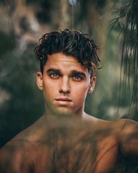 JAY ALVARREZ on Instagram: “Yoooo so after Ibiza i’m planning on going to Israel / Palestine for my first time.. It’s one of the few places i’ve really dreamed of…” Jay Alvarrez Hair, Jay Alvarez, Jay Alvarrez, Journey To Success, Men Haircut, Men Haircut Styles, Inked Magazine, Gq Style, Haircut Styles