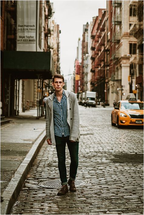 Jordan | NYC Commercial Lifestyle Photography — Alyson Edie Photography Podcast Shoot, Fashion Photography Outdoor, New York Ideas, Profile Shoot, Clothing Shoot, Coffee Photoshoot, Mens Lifestyle Fashion, Office Lifestyle, Lifestyle Posing