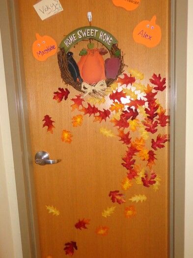 * College Dorm Door, Dorm Room Decor Diy, College Dorm Diy, Door Decorations College, Dorm Door Decorations, Dorm Door, Holiday Door Decorations, Room Door Decorations, Fall Door Decor