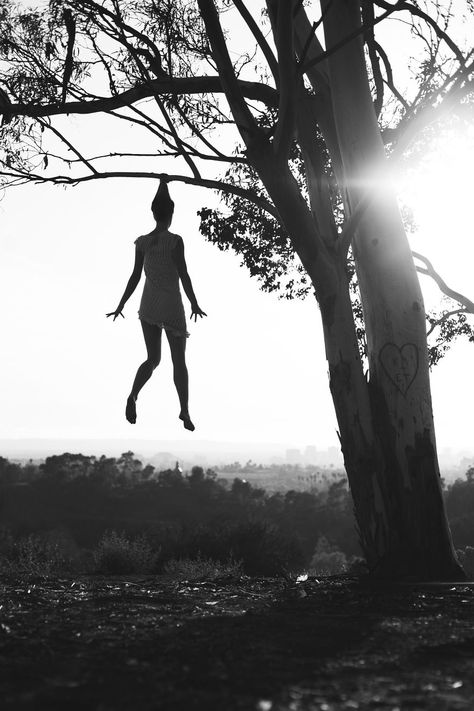 No one was hurt while making these photos, I mean, a few bumps and bruises but who's counting.  When I first started shooting photos I had no idea how to use photoshop and I had a passion for levitation photography and other forms of anti-gravity trickery.  My friends were always willing to practically fall down or balance themselves in dangerous positions. Levitation Photography, How To Use Photoshop, Defying Gravity, Experimental Photography, Conceptual Photography, White Picture, Dark Photography, Find Picture, Black And White Pictures