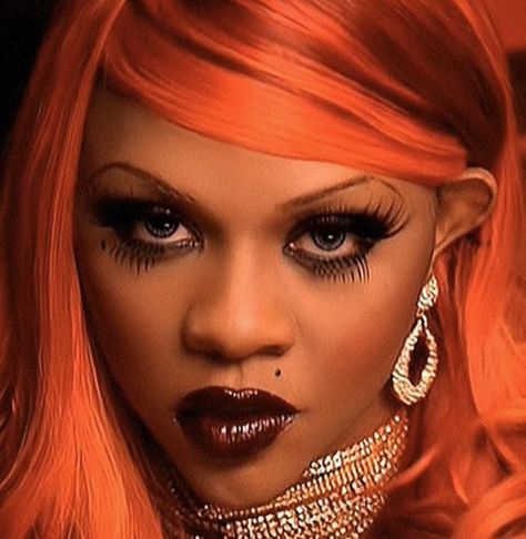 Rnb Makeup, 1900s Makeup, 1900's Makeup, Lil Kim 90s, Ultra Makeup, 90s Rnb, Kim Makeup, 90s Makeup Look, Lady Marmalade