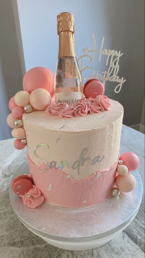 Birthday Cake Ideas For Adults Women, Prosecco Cake, 21st Bday Cake, Birthday Cake For Women Simple, Chandon Rose, 19th Birthday Cakes, Birthday Cake Decorating Ideas, 18th Cake, 40th Cake