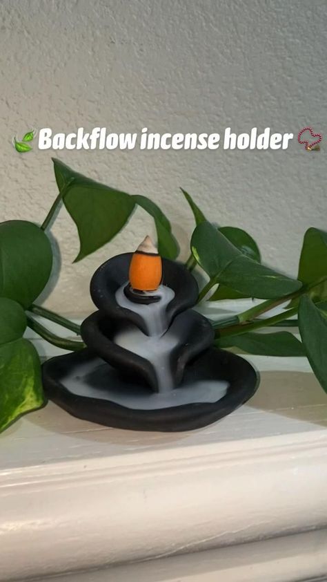 Diy Incense Holder, Cones Diy, Ceramic Incense Holder, Clay Diy Projects, Diy Bottle Crafts, Diy Holder, Pottery Crafts, Diy Pottery, Diy Crafts To Do