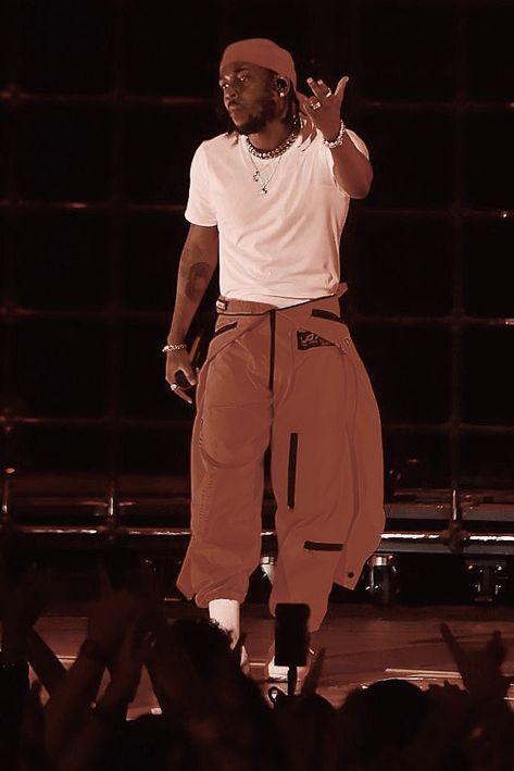 King Fu Kenny, Kendrick Lamar Style Fashion, Kendrick Lamar Outfit Ideas, Kendrick Lamar Fits, Kendrick Outfit, Kendrick Lamar Fashion, Kendrick Lamar Style, Kendrick Lamar Outfits, Kendrick Lamar Aesthetic