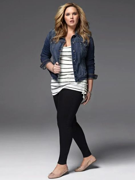 Torrid...love this outfit!!! Look Plus Size, Plus Size Leggings, Moda Plus Size, Black Women Fashion, Curvy Girl Fashion, Fashion 2018, Looks Style, Mode Outfits, Curvy Fashion