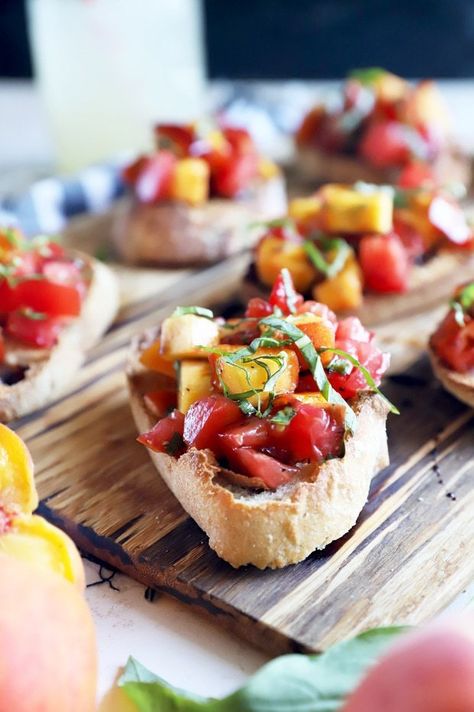 Peach Bruschetta, Produce List, Peach Appetizer, Grilled Brats, Italian Appetizer, Crostini Appetizers, Bruschetta Toppings, Crostini Recipes, Easy To Make Appetizers