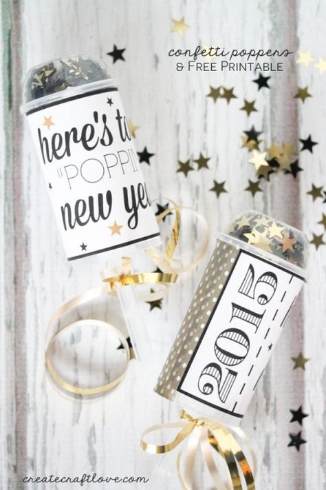 DIY Confetti Poppers to help ring in the new year! Includes free printable available at createcraftlove.com! January Themes, March Madness Parties, Art Pallet, New Years Eve Day, Confetti Poppers, Diy Confetti, Pop Fizz Clink, New Year's Party Decorations, Push Pop