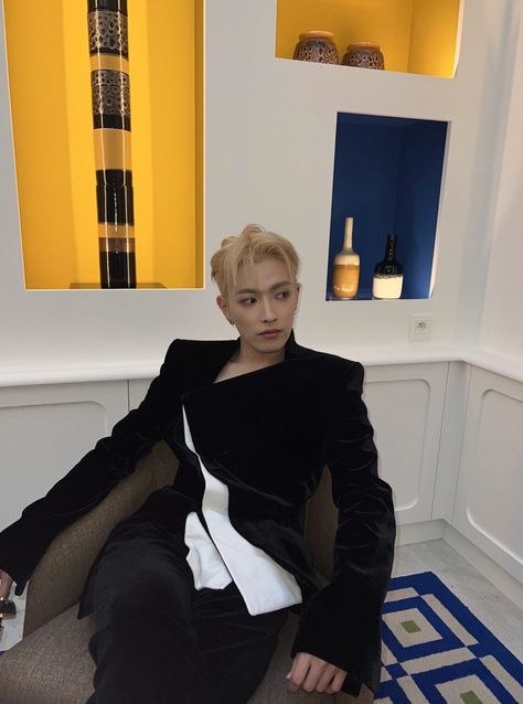 Hoong Joong, Winter Menswear, Suede Suit, Hong Joong, Suede Blazer, V Magazine, K Pop Star, Kim Hongjoong, Pop Star