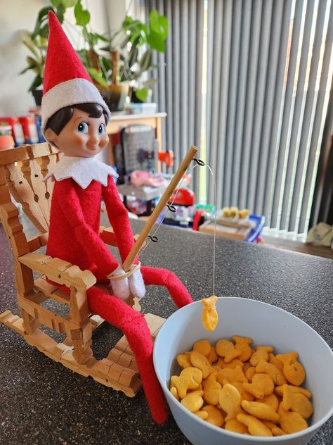 Elf On The Shelf Ideas!!! Elf On The Shelf And Pets Ideas, Elf On The Shelf Cruise Ship, Elf On The Shelf Feeding Ducks, Elf On The Shelf Horse Ideas, Elf On The Shelf Farm Ideas, Elf On The Shell Ideas, Elf On The Shelf Ideas Christian, Elf On The Shelf Dog Ideas, Elf On The Shelf Cricut