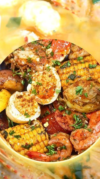 Seafood Boil In A Bag, Crab Boil Recipe, Cajun Seafood Boil, Seafood Soup Recipes, Italian Seafood Recipes, Lobster Dishes, Cajun Seafood, Seafood Boil Recipes, Delicious Seafood Recipes