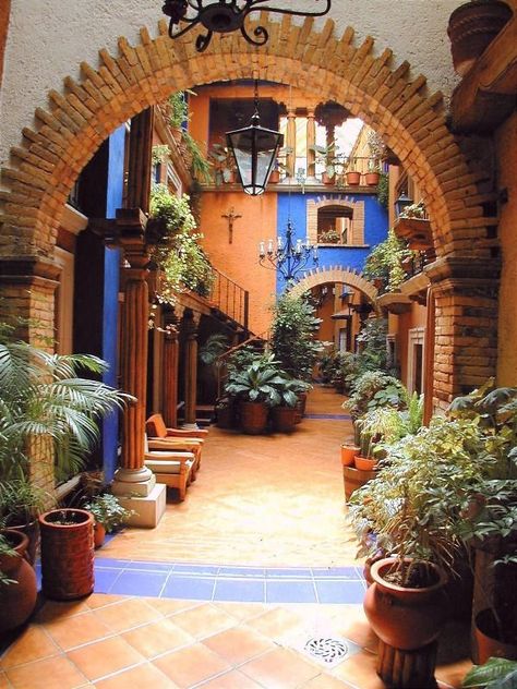 Mexican Home Design, Mexican Style Homes, Hacienda Homes, Mexican Hacienda, Hacienda Style Homes, Mexico House, Mexican Home Decor, Mexican Home, Mediterranean Home Decor