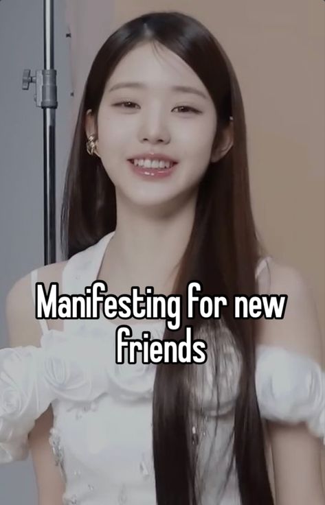 Whisper about Wonyoung I Need Pinterest Friends Whisper, Whispers About Fake Friends, Pinterest Friends Whisper, New Friends Meme, Fake Friend Whispers, This Is Me, Indian Pinterest, I Don't Have Friends, Friends Whisper