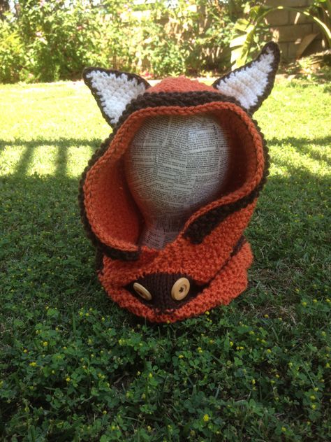 Fox Hoodie Free Crochet Pattern Crochet Fox Pattern Free, Fox Hoodie, Crocheted Fox Pattern, Crochet Hoodie, Fox Hat, Bonnet Crochet, Cowl Knitting Pattern, Crochet Hook Set, Fox Pattern