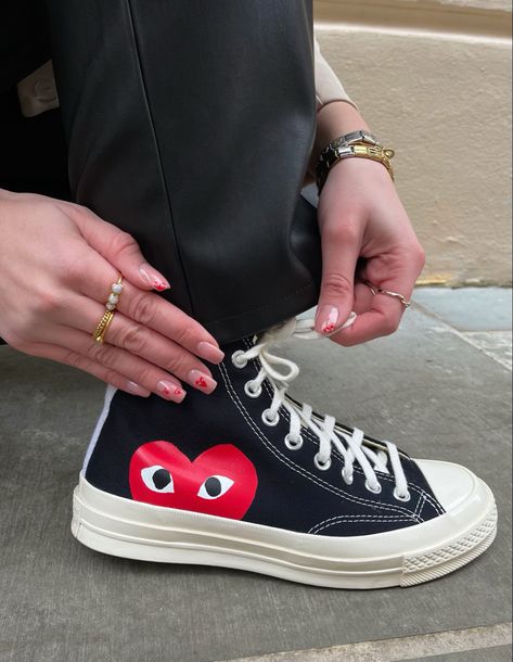 Comme des Garcons X Converse play black high top and matching nails Comme Des Garcons Shoes Outfit, Com Des Garcons Converse Outfit, Play Converse Outfit, Garcons Converse Outfit, Ball Nails, Comme Des Garcons Shoes, Shoes Wishlist, Matching Nails, Converse Play