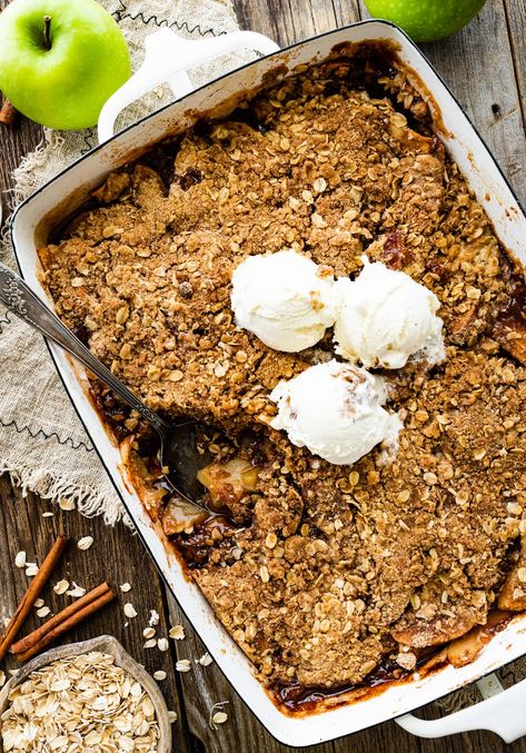 Apple Crisp - Two Peas & Their Pod Two Peas And Their Pod, Peas Recipes, Apple Crisp Topping, Crisp Topping, Dreamy Desserts, Freezing Apples, Fall Dinner Party, Apple Dessert, Fall Desserts Easy