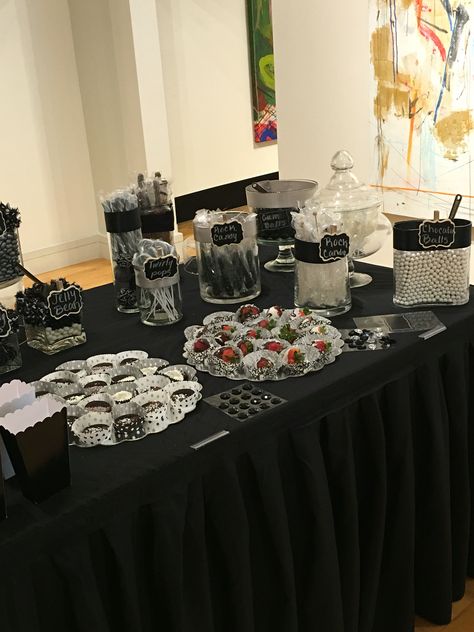 Black And White Candy Bar Ideas, Black And White Snack Table, Black Candy Table, Black And White Candy Bar, Black And White Snacks, Black And White Candy Table, Black And White 16th Birthday, Black And Silver Party Theme, White Candy Table