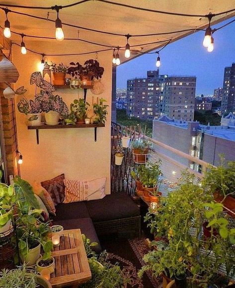 Beautiful Balconies | Decorate my Sett Balcon Mic, Boho Style Interior, Small Balcony Garden, Balcony Lighting, Small Balcony Design, Deco Studio, Small Balcony Decor, Have Inspiration, Apartment Balcony Decorating