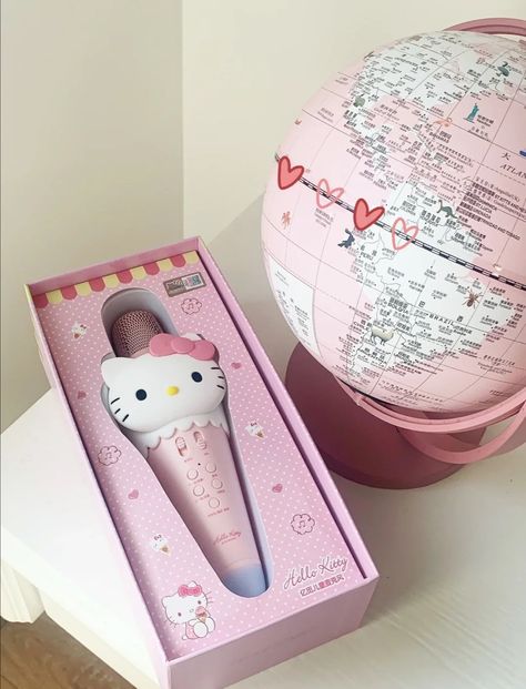 Sanrio Microphone, Sanrio Room Decor, Hello Kitty Headphones, Hello Kitty Bedroom, Hello Kitt, Cute Animal Quotes, Sanrio Stuff, Girly Decor, Hello Kitty Rooms