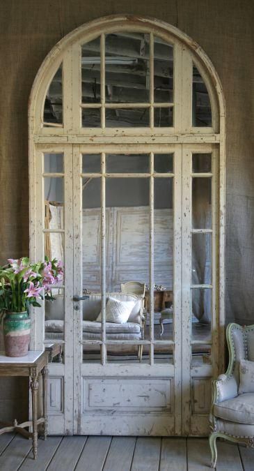 French door Vintage Doors, Old Windows, Transitional House, English House, Old Doors, Vintage Door, French Door, Beautiful Doors, Style At Home