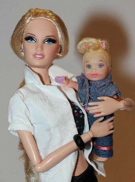 Mom Barbie, Barbie Happy Family, Barbie Look, Barbie Kids, Barbie Fashionista Dolls, Barbie Family, Doll Family, Barbie Life, Barbie Diy