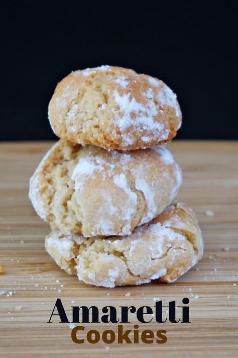 Amaretti Biscuits - Soft Amaretti Cookies Soft Amaretti Cookies, Cookies Made With Almond Flour, Cookies Italian, Amaretti Biscuits, Italian Cookie, Amaretti Cookies, Almond Flour Cookies, Italian Dessert, Dessert Chocolate