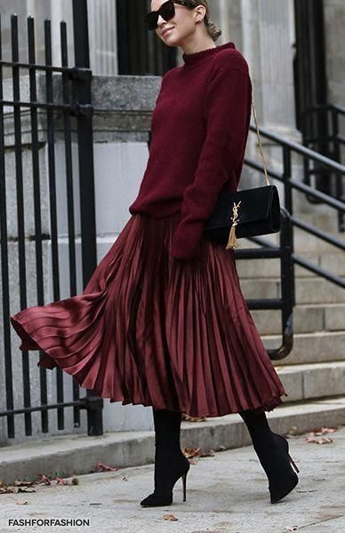 Bordeaux. Rok Tutu, Rok Outfit, Rok Plisket, Skirt Diy, Pakaian Feminin, Eve Outfit, New Years Eve Outfits, Looks Street Style, Trik Fotografi