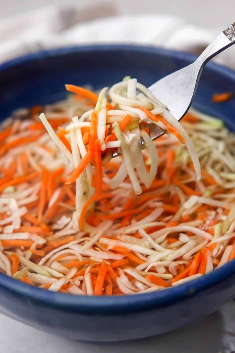 Bahn Mi Slaw, Dill Carrots Pickled, Quick Pickled Veggies For Bahn Mi, Bahn Mi Pickled Vegetables Recipe, Bahn Mi Vegetables, Pickled Bahn Mi Vegetables, Bahn Mi Wrap, Pickled Bamboo Shoots, Bahn Mi Vegan