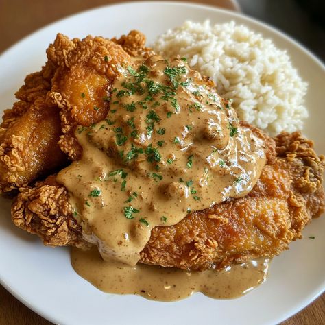 Fried chicken has long been a staple of Southern American cuisine, with its roots tracing back to Scottish and West African cooking traditions. Scottish settlers brought their frying techniques to the southern U.S., while African American cooks added their spices and seasonings. Combined with creamy mashed potatoes and rich gravy, this dish is a symbol of comfort food !!  #FriedChickenLove #ComfortFoodCravings #MashedPotatoesAndGravy #CrispyChicken #HomemadeGoodness #ClassicMeals #ComfortFood Traditional Scottish Food, African American Food, Scottish Dishes, Fire Chicken, West African Food, African Cooking, Creamy Mashed Potatoes, Spices And Seasonings, American Food