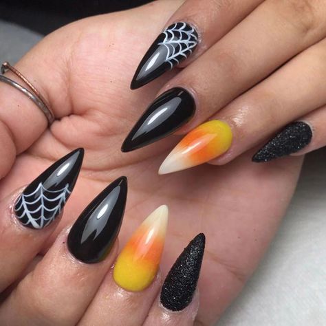 Best Candy Corn Nails Ideas for Halloween – Lavis Dip Systems Inc Stiletto Nail Shape, Halloween Stiletto, Candy Corn Nails, Black Halloween Nails, Holloween Nails, Halloween Acrylic Nails, Stiletto Nail Art, Cute Halloween Nails, Art Halloween