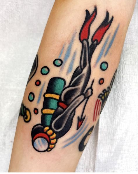 American Traditional Diver Tattoo, American Traditional Scuba Diver Tattoo, American Traditional Dolphin Tattoo, Old School Sea Tattoo, Traditional Ocean Tattoo Sleeve, American Traditional Sea Tattoo, Traditional Sea Creature Tattoo, Ocean Traditional Tattoo, American Traditional Ocean Tattoo