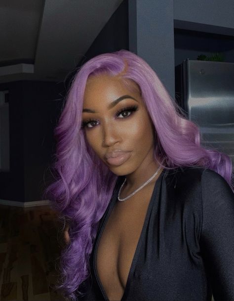 Purple hair on dark skinned woman. Colored weave. Weave inspo Twitter Login, Girl With Purple Hair, Hair Color For Dark Skin, Lavender Hair, Human Virgin Hair, Hair Laid, Estilo Hip Hop, Colored Hair, Baddie Hairstyles