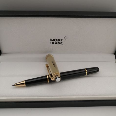 montblanc gold cap rollerball pen, best montblanc meisterstuck rollerball pen, montblanc meisterstuck pens, Expensive Pens Mont Blanc, Most Expensive Pen, Jay Christmas, Mont Blanc Pen, Finance Aesthetic, Mont Blanc Meisterstuck, Expensive Pens, Ivy Girl, Cow Slippers