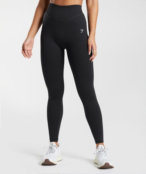 Black Gym Leggings, Gymshark Leggings, Embrace It, Black Seamless, Womens Workout Outfits, Cute Comfy Outfits, Gym Leggings, Black Sports Bra, Seamless Leggings