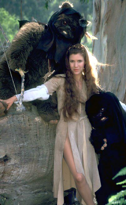 Favorite of the Star Wars Trilogy = Return of the Jedi.  Who didn't want to be Princess Leia?! Carrie Fisher Princess Leia, Carrie Frances Fisher, Leia Star Wars, Star Wars Princess Leia, Dark Vador, Star Wars Princess, Star Wars Love, Septième Art, Leia Organa