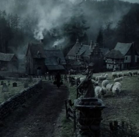 The Sleepy Hollow, Legend Of Sleepy Hollow Aesthetic, Sleepy Hollow Ichabod Crane, Headless Horseman Aesthetic, Sleepy Hollow Aesthetic, Ichabod Crane, The Legend Of Sleepy Hollow, Legend Of Sleepy Hollow, Dark Fairytale