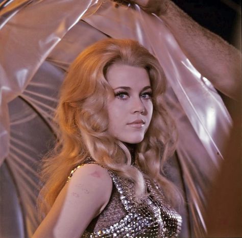 Jane Fonda as Barbarella Jane Fonda Barbarella, Jane Fonda, Long Blonde, Long Blonde Hair, Beauty Icons, Pure Beauty, Vintage Glamour, Silver Screen, Classic Movies