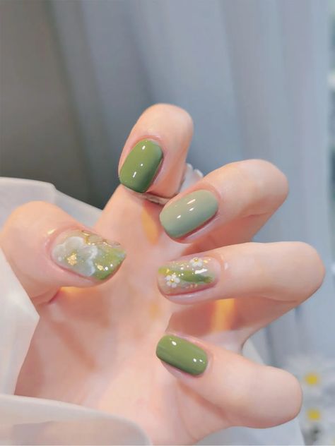 Nail Nail Designs, Acrylic Nails Ideas, Summer Nails Art, Nail 2023, Nail Art Inspo, Bling Nail Art, Natural Nail Art, Nails Art Ideas, Green Nail Art