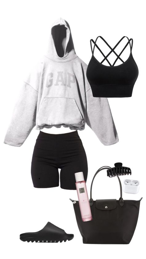 Chill Outfits Summer, Ugg Outfit Ideas, Winter Footwear, Gymwear Outfits, Cute Nike Outfits, Fitness Wear Outfits, Cute Gym Outfits, Versatile Shoes, Sims4 Clothes