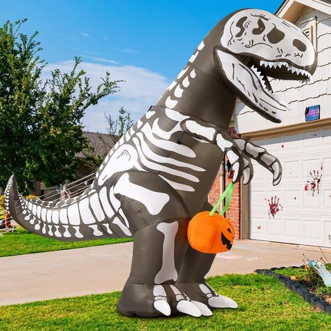 The build-in bright lights glow in the dark, that make it look perfect on holiday nights. Creating a very festive and scary atmosphere, catching your eyes at the first sight this Halloween! Lawn Party Decorations, Inflatable Dinosaur, Halloween Outdoor Decoration, Dinosaur Halloween, Purple Hat, Inflatable Decorations, Halloween Inflatables, Halloween Yard Decorations, Dinosaur Decor