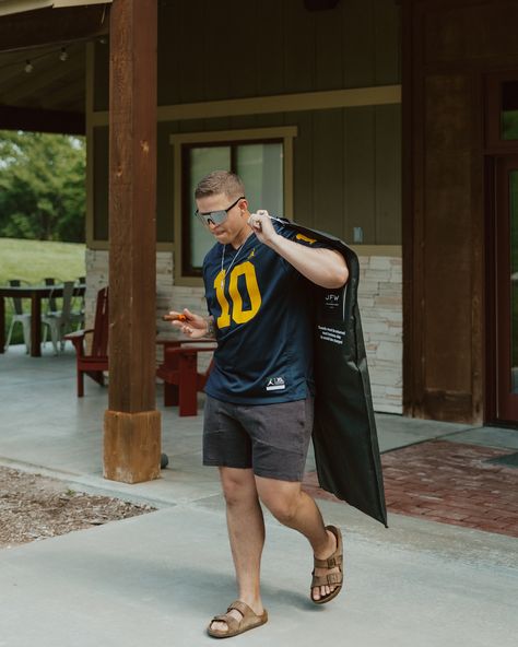 This is your sign to do a game day walk in with your boys on your wedding day😎 The results you’ve all been waiting for😤 Check my profile for BTS of this fun morning! #nfl #gameday #gamedaywalkin #walkin #weddingwalkin #groomsmen #weddingphotography Groomsmen Game Day Entrance, Wedding Game Day Pictures, Groomsmen Game Day Pics, Game Day Wedding Pictures Groomsmen, Game Day Photos, Wedding Walk, Wedding Day Poses, Groomsmen Getting Ready, Make An Outfit