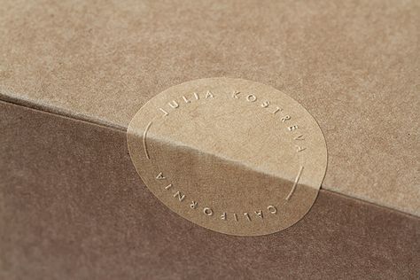 Julia Kostreva via www.mr-cup.com Sky Pink, Packaging Ideas Business, 카드 디자인, Packing Design, Creative Packaging, Corporate Design, Packaging Design Inspiration, Print Packaging, Brand Identity Design