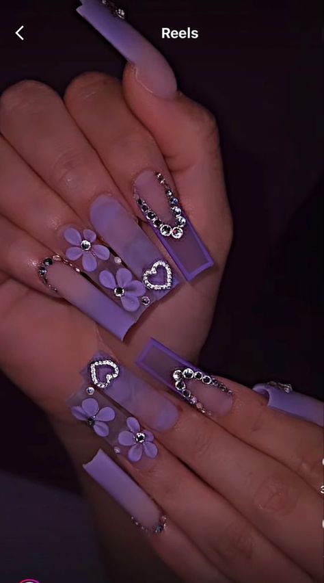 Nail Designs Bling, Quinceanera Nails, Purple Nail Art, Purple Acrylic Nails, Purple Nail Designs, Fancy Nails Designs, Nails Design With Rhinestones, Girly Acrylic Nails, Purple Nail